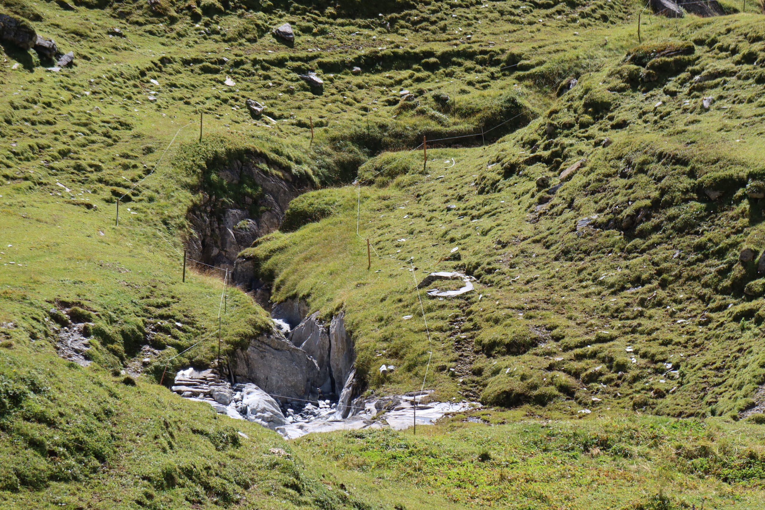 08.09.2020: Beim Berghüttli hat sich der Lavoibach GR tief eingefressen
